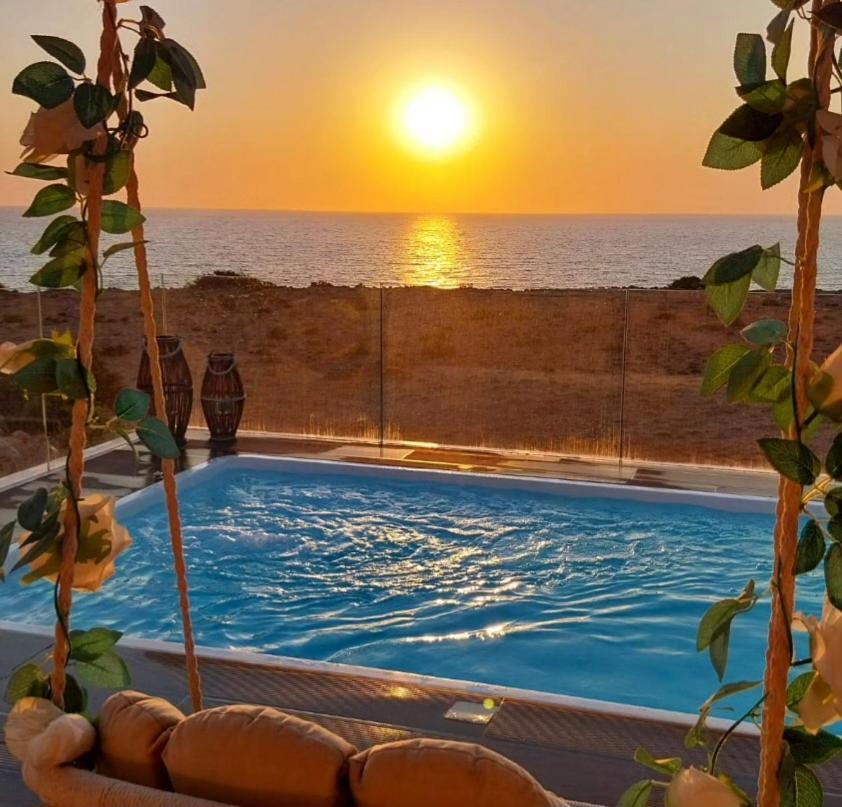 Tramonto Luxury Villa No1- Breathtaking Sunset View Foinikion Ngoại thất bức ảnh