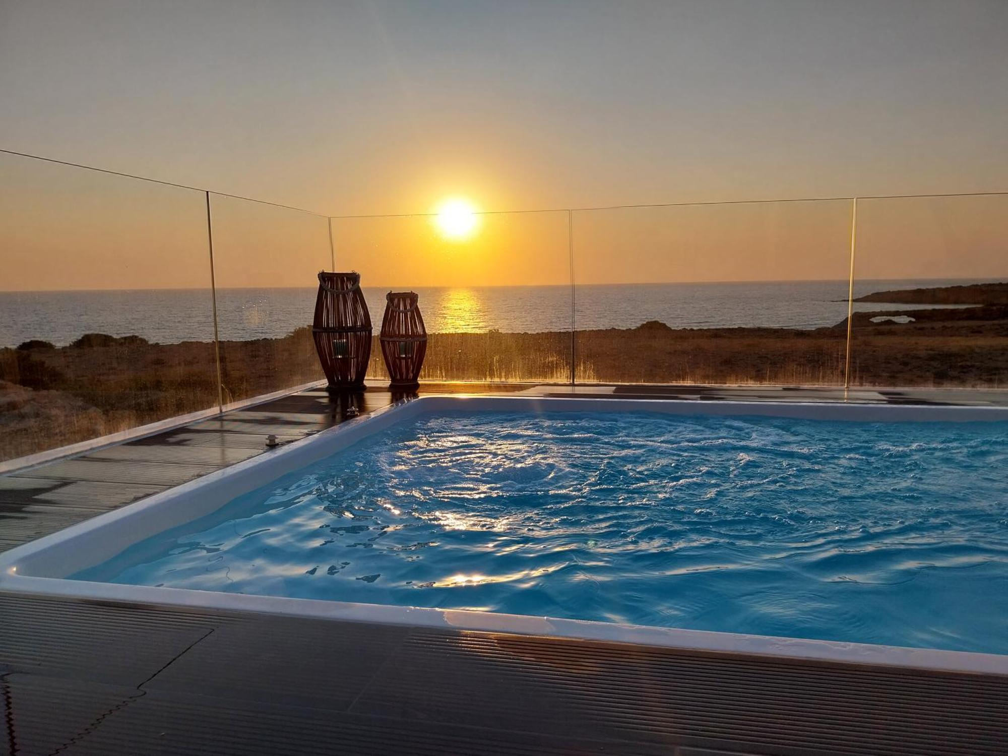 Tramonto Luxury Villa No1- Breathtaking Sunset View Foinikion Ngoại thất bức ảnh